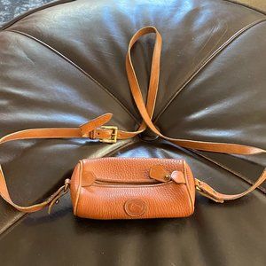 Dooney & Bourke Make up bag